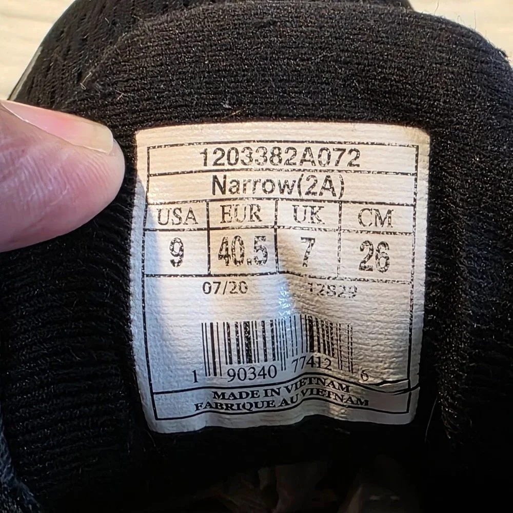 Running Shoes Brooks Ghost 13 Black Women 9 Narrow 2A 1203382A072